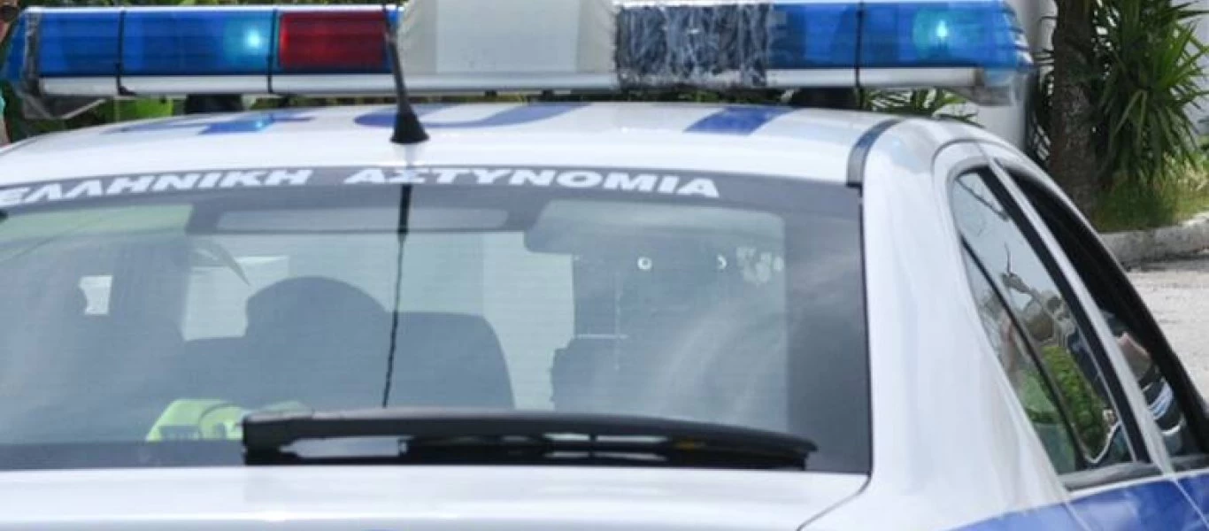 Μύκονος: Χειροπέδες σε τέσσερα άτομα για συμμετοχή σε κύκλωμα διακίνησης κοκαΐνης - Ανάμεσά τους γνωστός αρχιτέκτονας